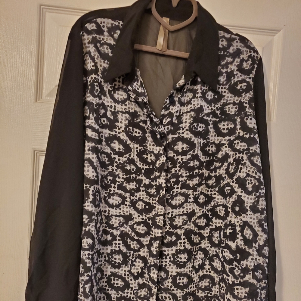 Penningtons Animal print blouse